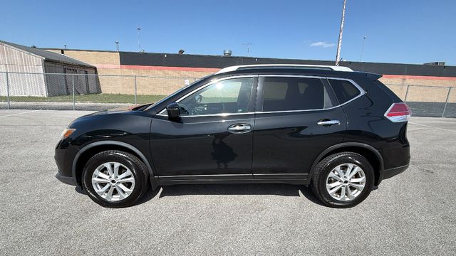 Photo 2 of 2016 Nissan Rogue SV