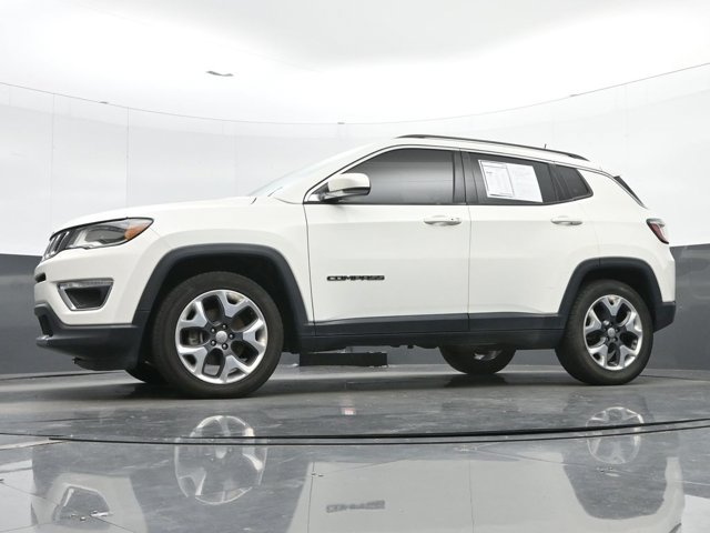 Used 2018 White Jeep Limited image 16