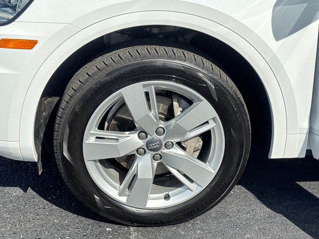 Used 2018 White Audi 2.0T image 23