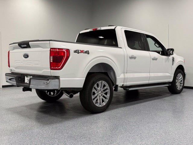 Used 2021 White Ford XLT image 9
