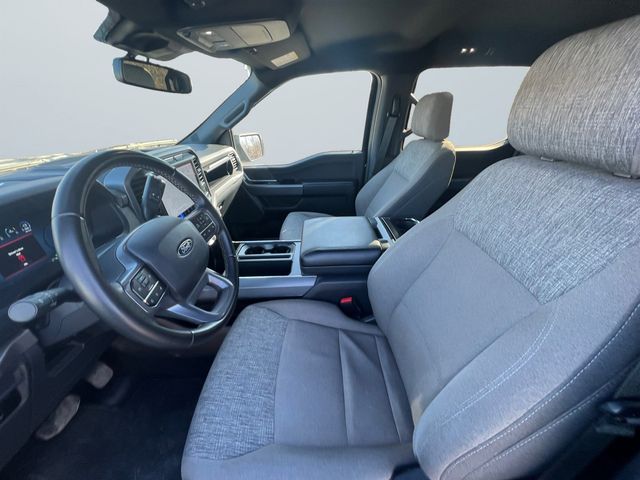 Used 2024 Black Ford XLT image 9