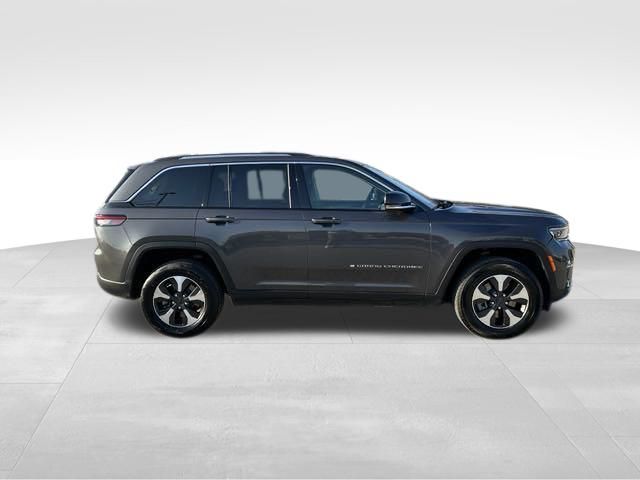 2024 Jeep Grand Cherokee Base 4xe 10