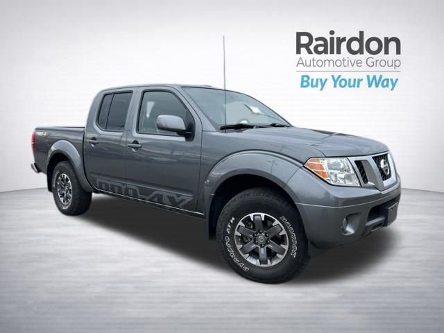 Gray (Gun Metallic) 2016 Nissan Frontier Pickup Truck Four-Wheel Drive 5-Speed Automatic Overdrive