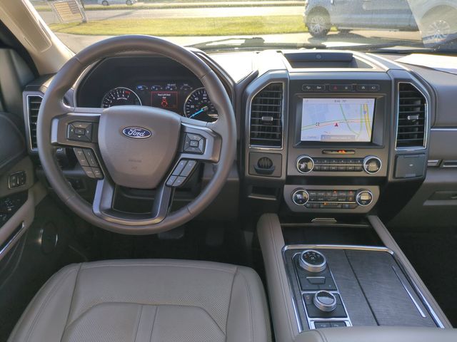 Used 2021 White Ford Limited image 31