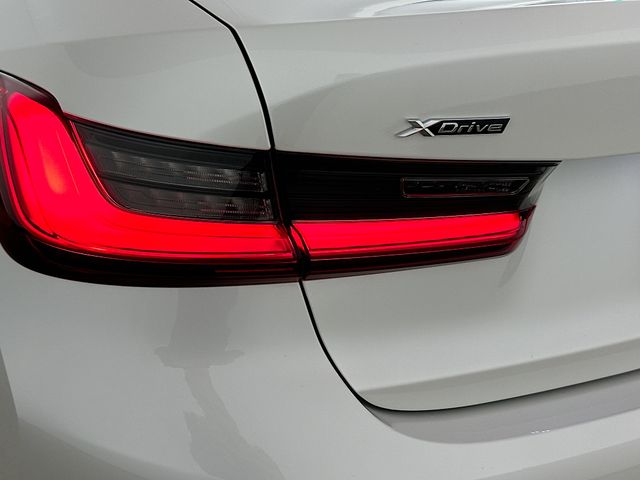 2021 BMW 3 Series 330i xDrive 35