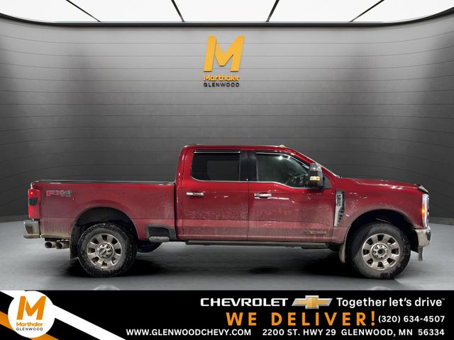 2023 Ford F-350 Super Duty Lariat Crew Cab 4WD