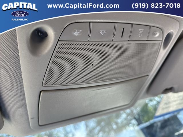 Used 2019 Silver Nissan S image 32