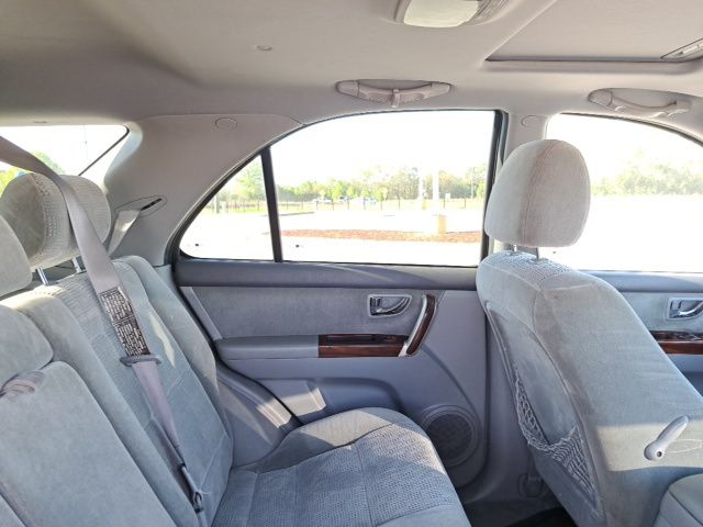 Used 2006 Silver Kia EX image 6