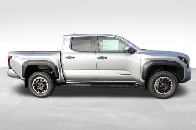 2024 Toyota Tacoma TRD Off-Road 17