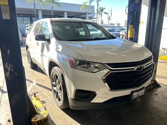 2020 Chevrolet Traverse LS 2