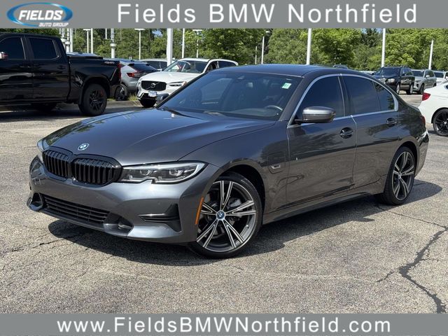 Gray (Mineral Grey Metallic) 2022 BMW 3 Series Sedan Rear-Wheel Drive 8-Speed Automatic