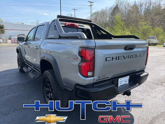 View vehicle photo 4