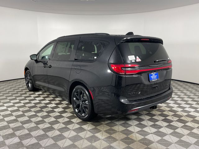 New 2026 Chrysler Pacifica Limited For Sale in Bremerton, WA