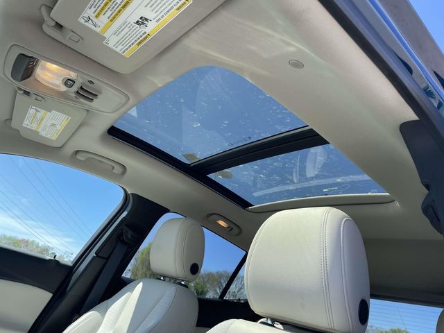 Used 2021 Blue Buick Select image 25