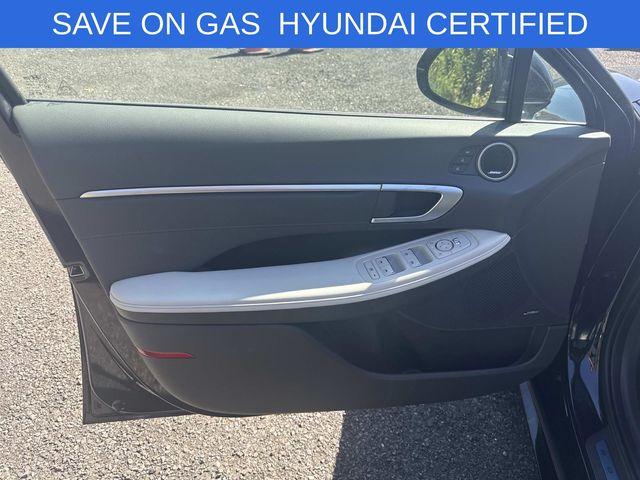 2025 Hyundai Sonata Hybrid