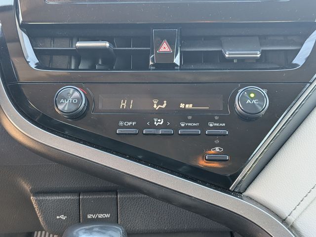 2021 Toyota Camry - Image 22