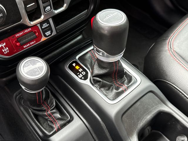 Used 2022 Gray Jeep Rubicon image 25