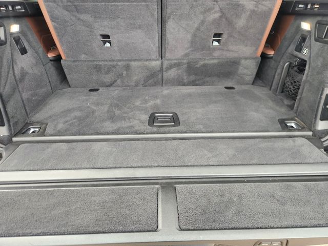 2020 BMW X7 xDrive40i Black at Ultimate Motorsports