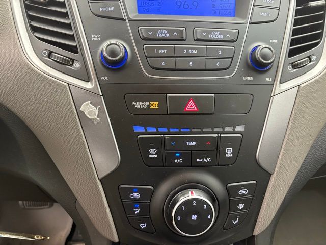 2015 Frost White Pearl Hyundai Santa Fe Sport Base FWD SUV
