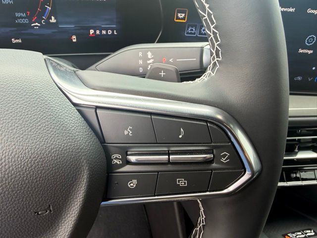 new 2026 Chevrolet Traverse car, priced at $45,020