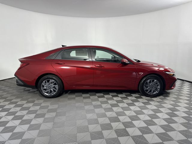 New 2025 Hyundai Elantra Hybrid For Sale in Indianapolis, IN