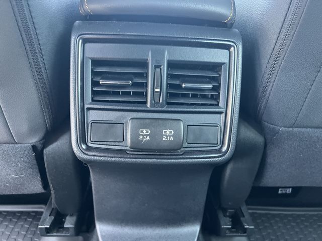 Used 2022 White Subaru Wilderness image 41