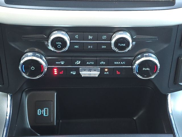 2022 Ford F-150 XLT:B02004