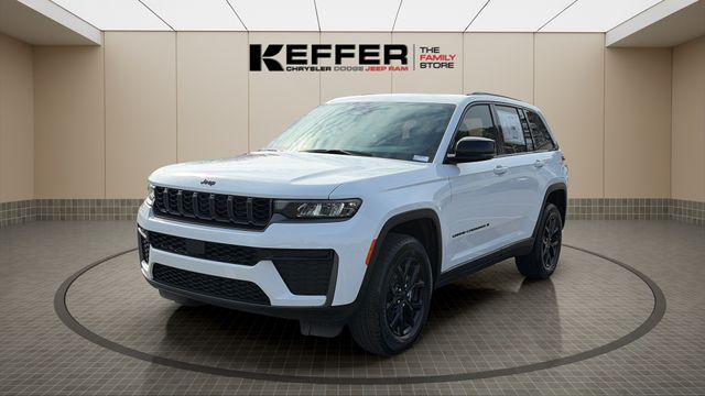 2026 Jeep Grand Cherokee Laredo