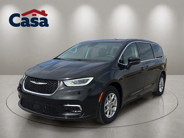 Brilliant Black Crystal Pearlcoat 2023 Chrysler Pacifica Minivan Front-Wheel Drive 9-Speed Automatic