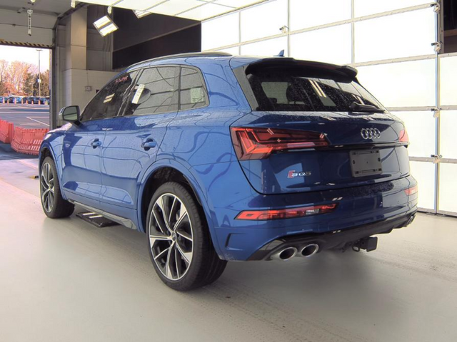 2021 Audi SQ5 Prestige 4