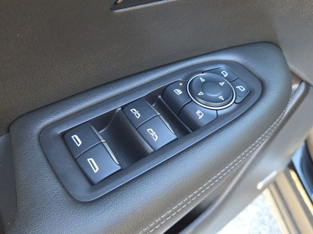 Used 2023 Black Cadillac Premium Luxury image 20