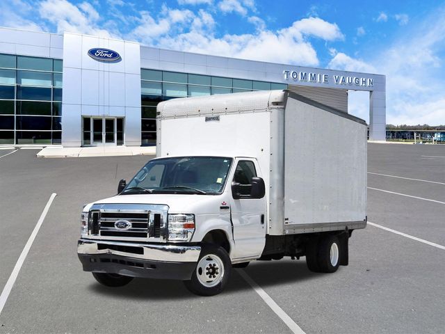2022 Ford E-Series DRW E-350 Super Duty 158 in WB's photo