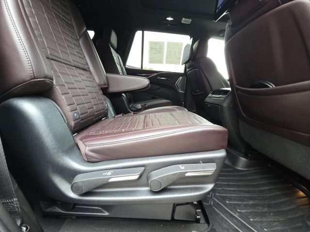 2021 Cadillac Escalade Premium Luxury Platinum:44868A