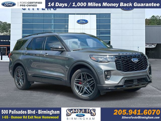 Carbonized Gray Metallic 2026 Ford Explorer SUV / Crossover Rear-Wheel Drive Automatic