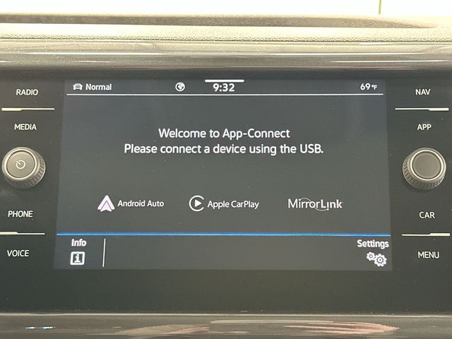 2023 Volkswagen Taos 1.5T SEL Gray at Subaru and VW of Moon Township