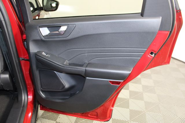 2025 Ford Escape ST-Line photo 20