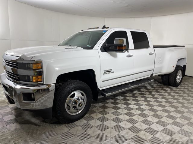 2016 Chevrolet Silverado 3500HD LTZ 5