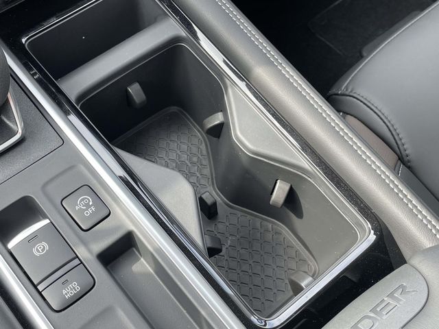 New 2026  Nissan Platinum image 30