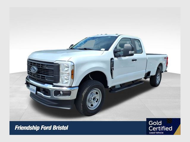 Oxford White 2024 Ford F-350 Super Duty XL SuperCab 4WD Pickup Truck Four-Wheel Drive Automatic