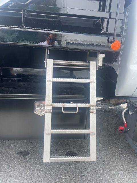 2025 Ford F-650 Super Duty 