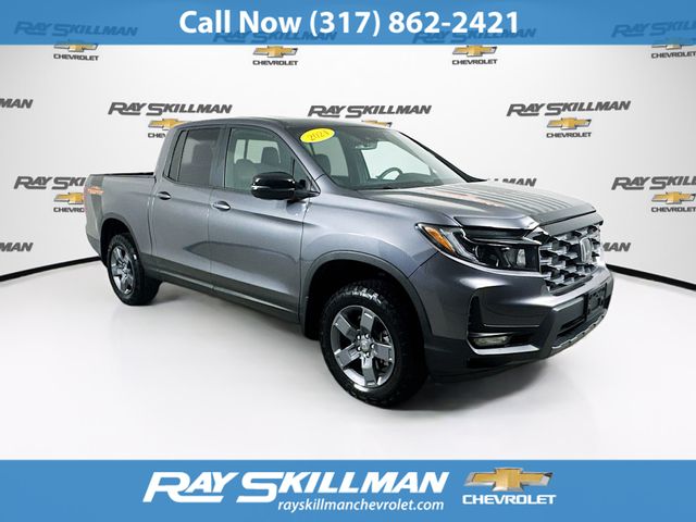 Gray 2024 Honda Ridgeline TrailSport AWD Pickup Truck All-Wheel Drive 9-Speed Automatic