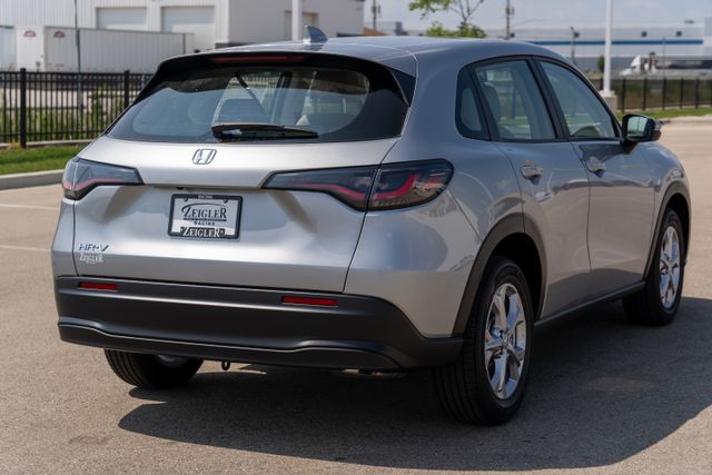 2025 Honda HR-V LX 7