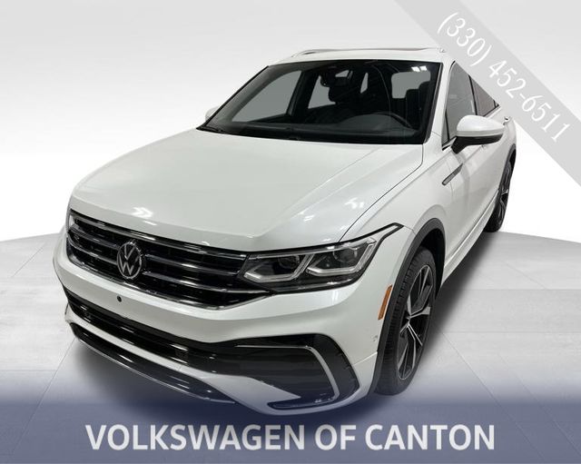2022 Volkswagen Tiguan 2.0T SEL R-Line photo