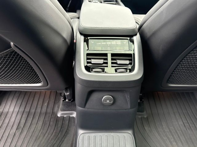 Used 2025 Volvo XC90 Plug-In Hybrid SUV