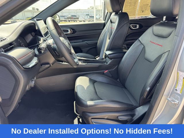 2025 Jeep Compass Trailhawk Silver at Community Kia