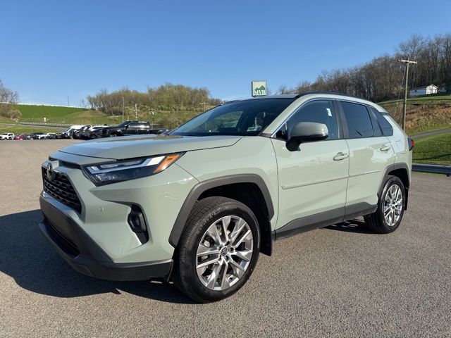 2023 Toyota RAV4 XLE Premium AWD