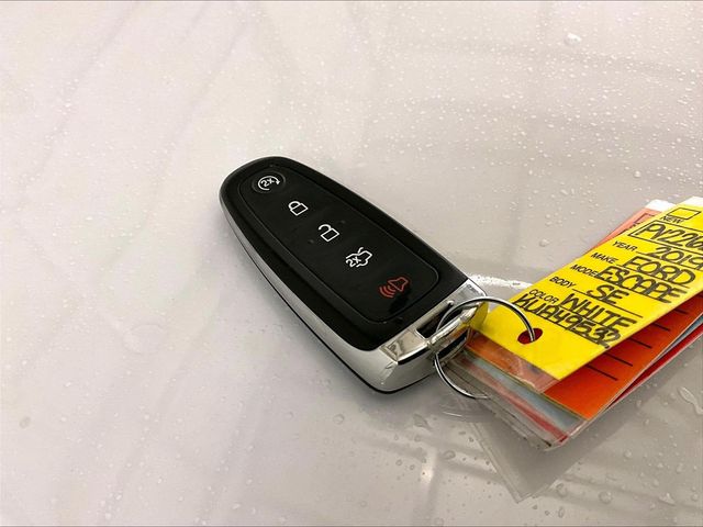 2019 Ford Escape SE White at Subaru and VW of Moon Township