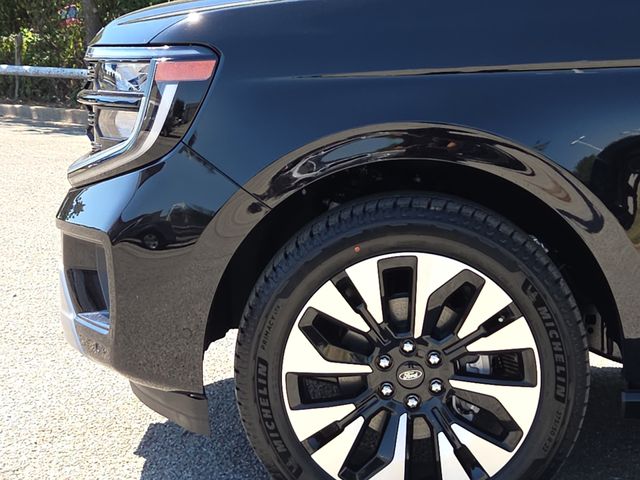 New 2025 Black Ford Platinum image 5