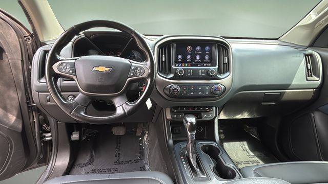Used 2022 Gray Chevrolet Z71 image 10