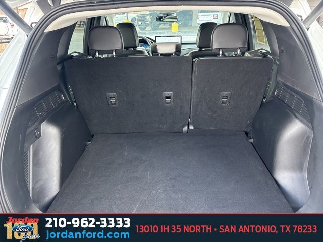Used Car 2023 Ford Escape  Platinum For Sale Under $30,000 In San Antonio, Texas